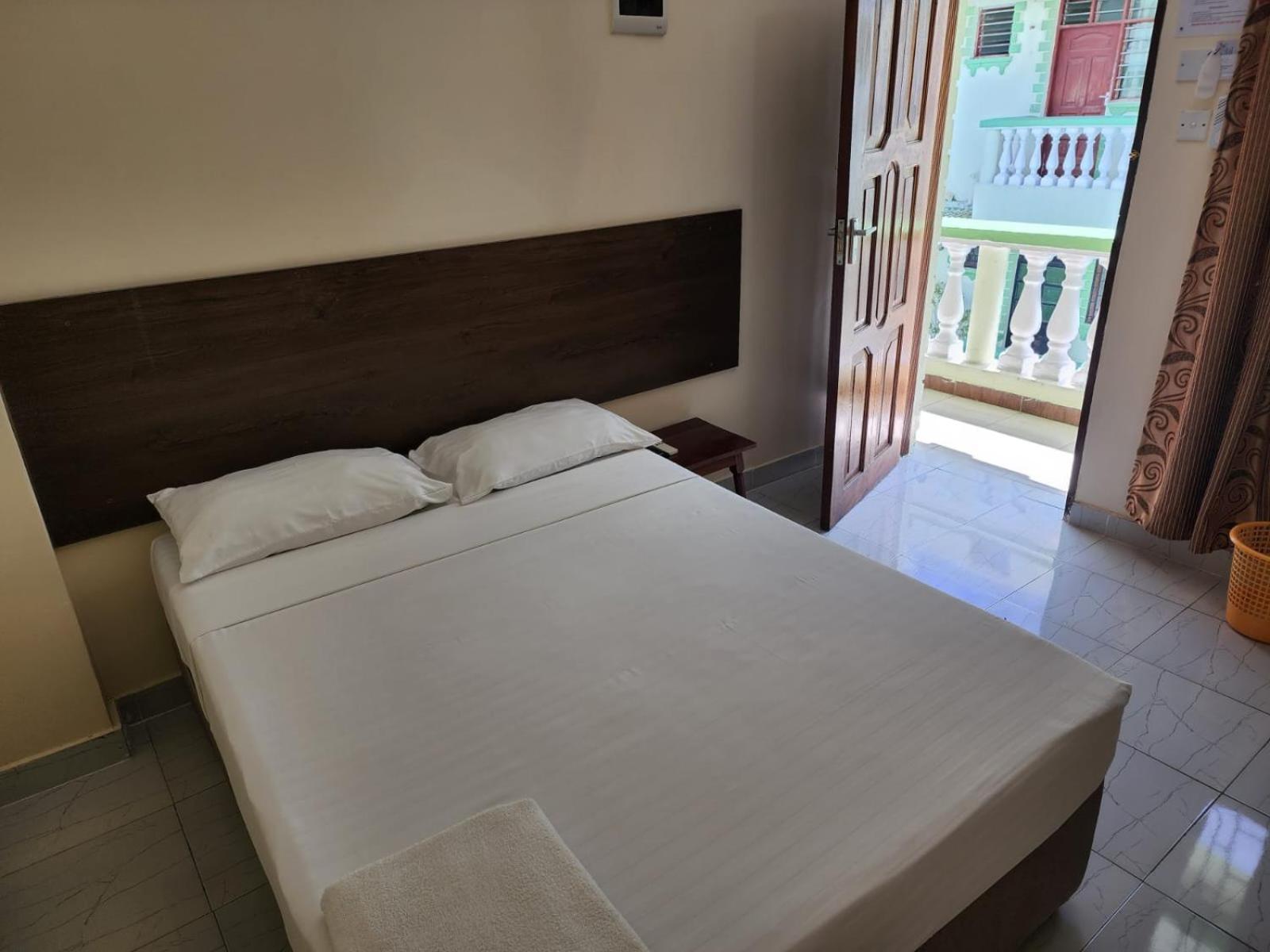 מטוואפה Prestige Leisure Hotel מראה חיצוני תמונה